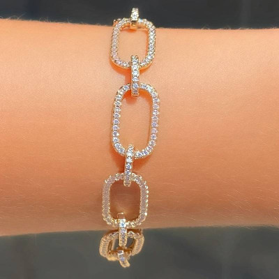 Pulseira Modelo Corrente com Elos Centrais Cravejados em Micro Zircônias -  